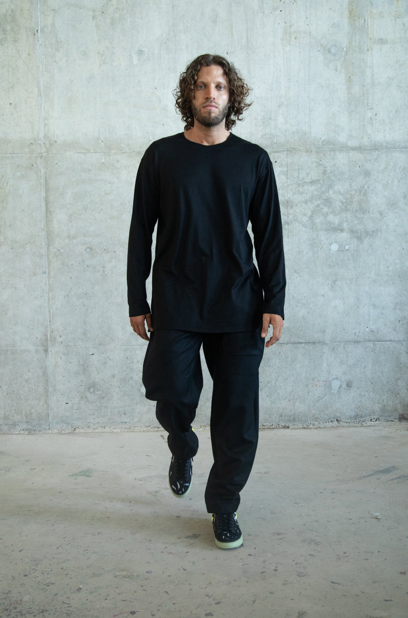 BLACK WOOL FRONT POCKET TROUSERS