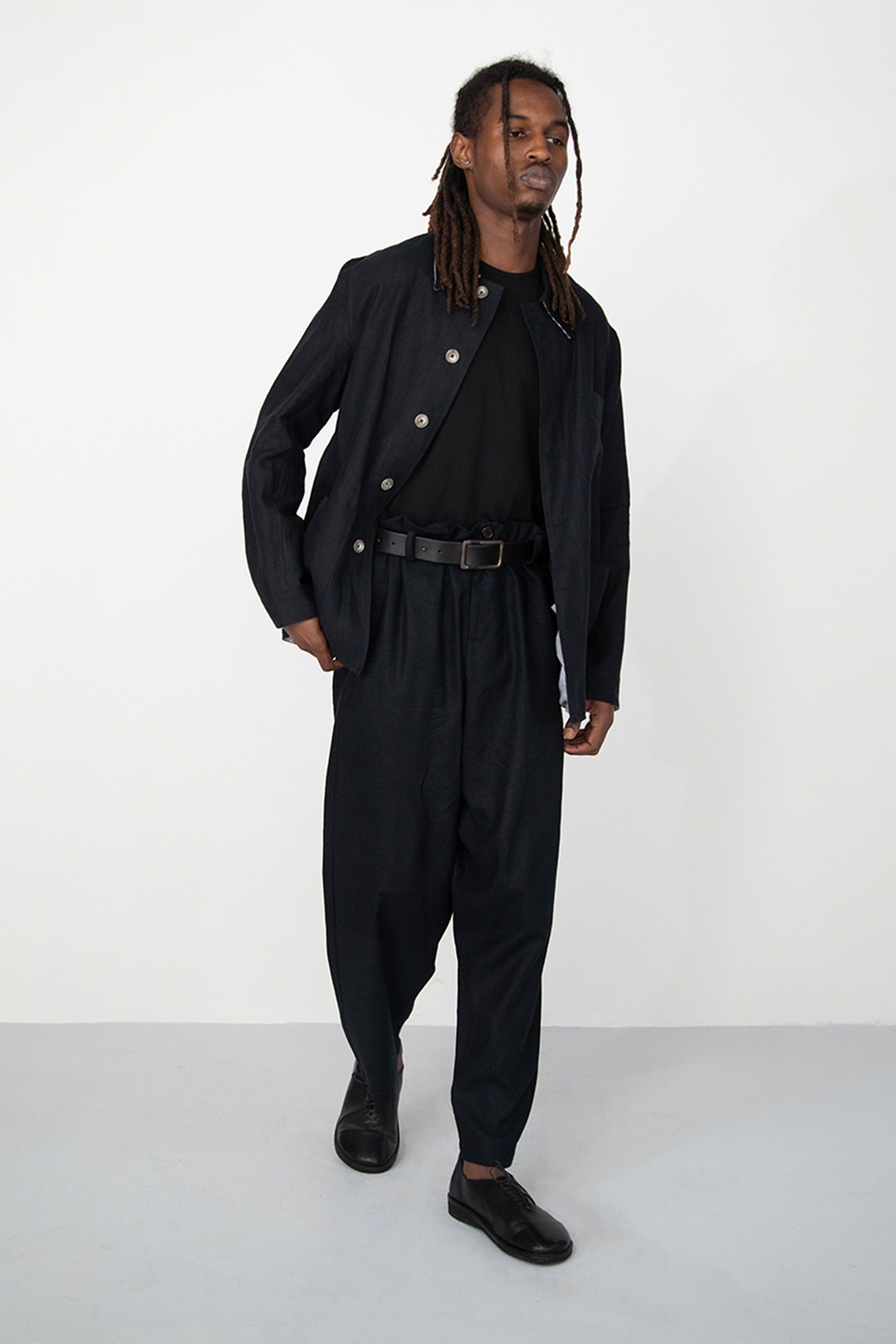 BLACK WASHED RELAXED LINEN JACKET