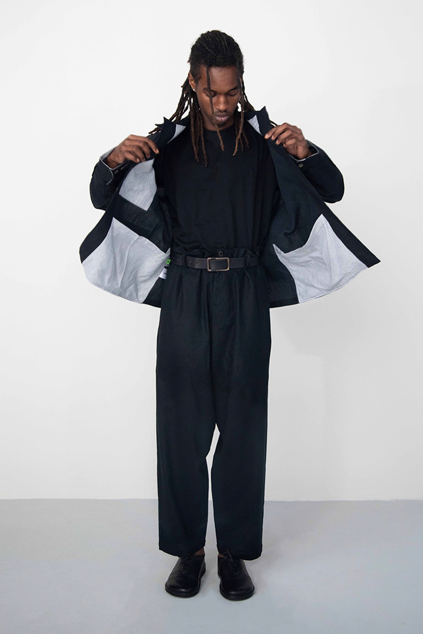 BLACK WASHED RELAXED LINEN JACKET
