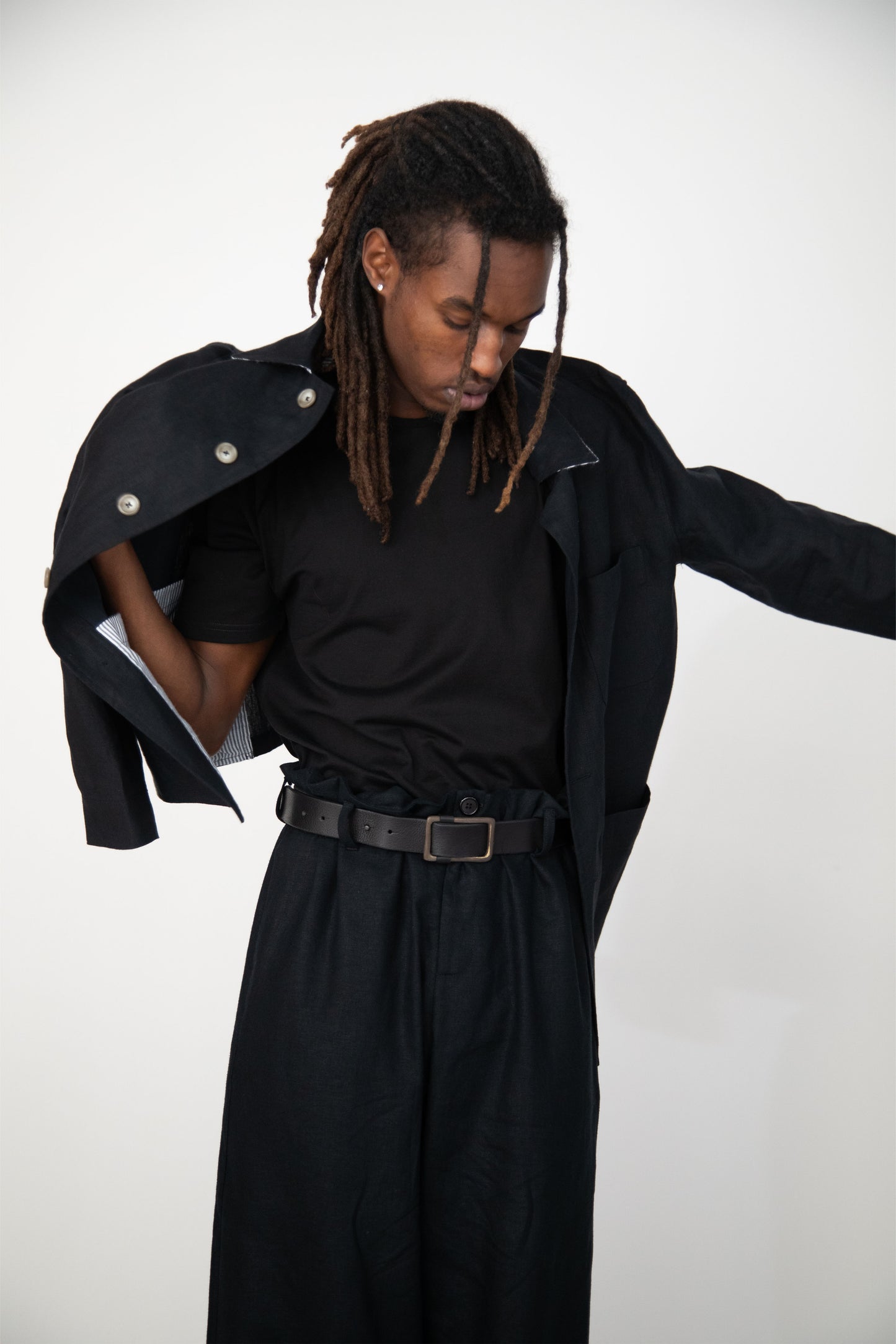 BLACK WASHED RELAXED LINEN JACKET