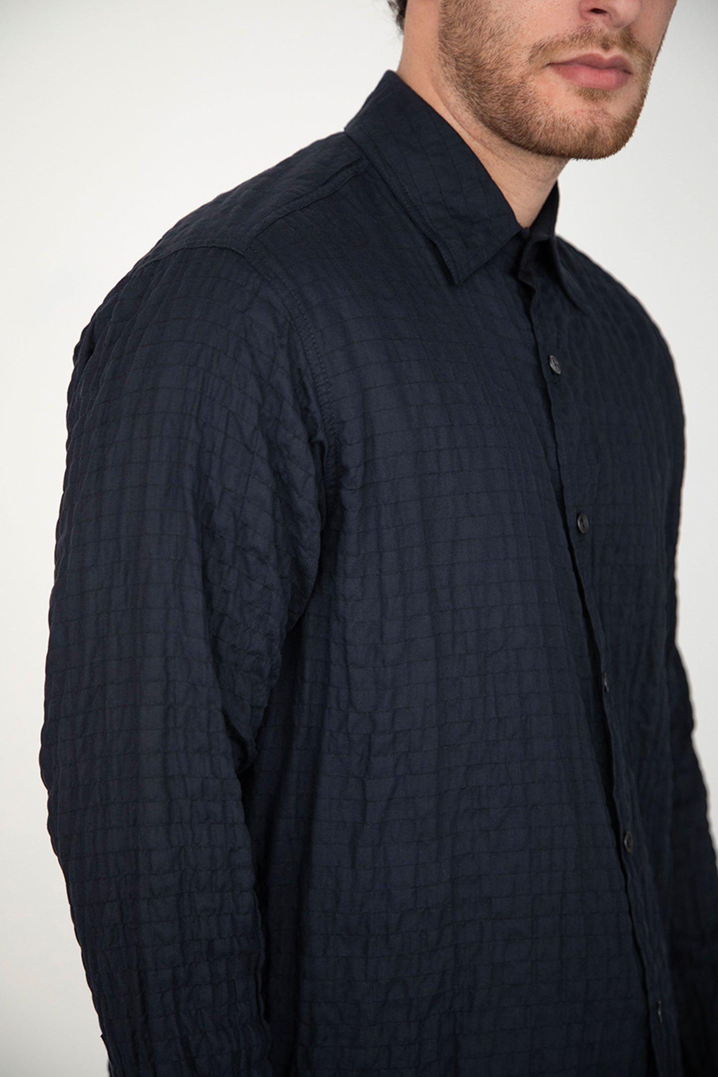 CRINKLED NAVY BLUE COTTON SHIRT
