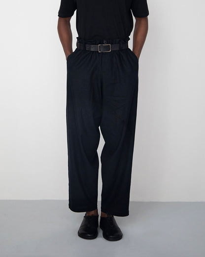 BLACK SHORT LENGTH COTTON T-SHIRT