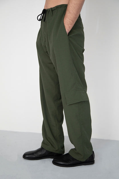 CRINKLED BAGGY KAKI TROUSERS WITH SIDE POCKET