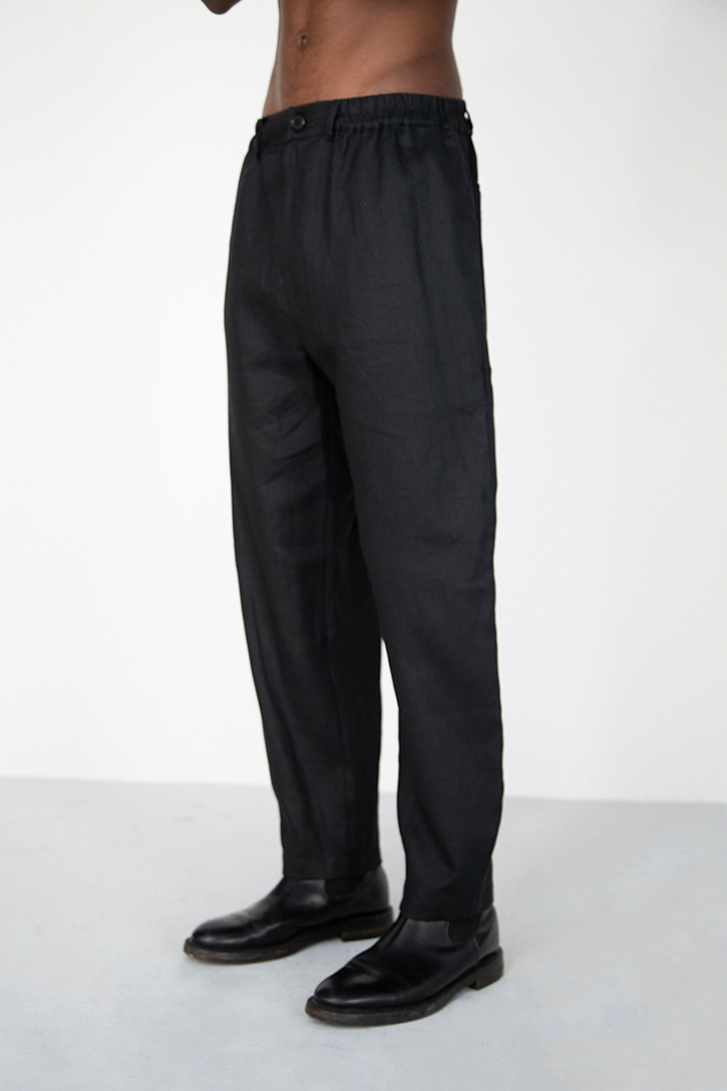 BLACK LINEN COTTON ANGLED HEM TROUSERS WITH BUTTON
