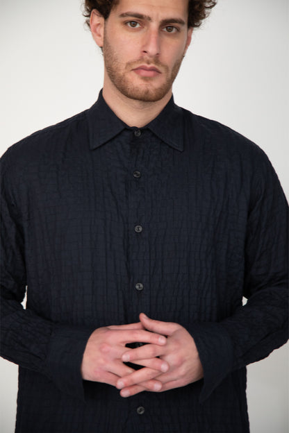 CRINKLED NAVY BLUE COTTON SHIRT